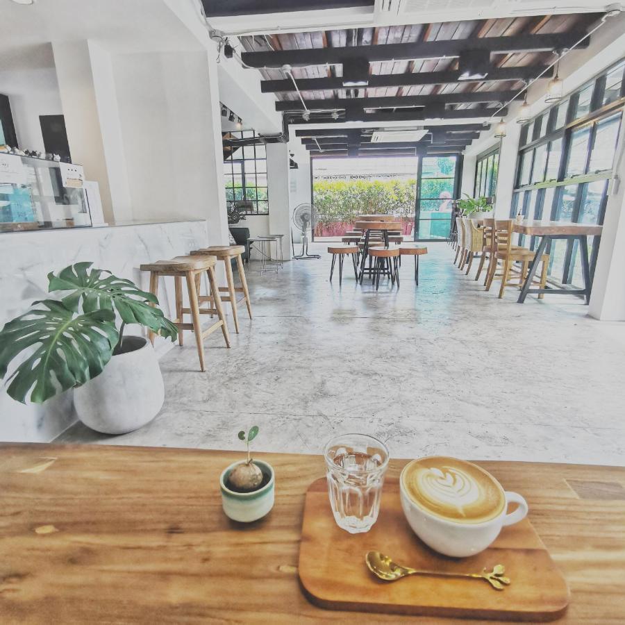 Stay Here Hostel 치앙마이 외부 사진