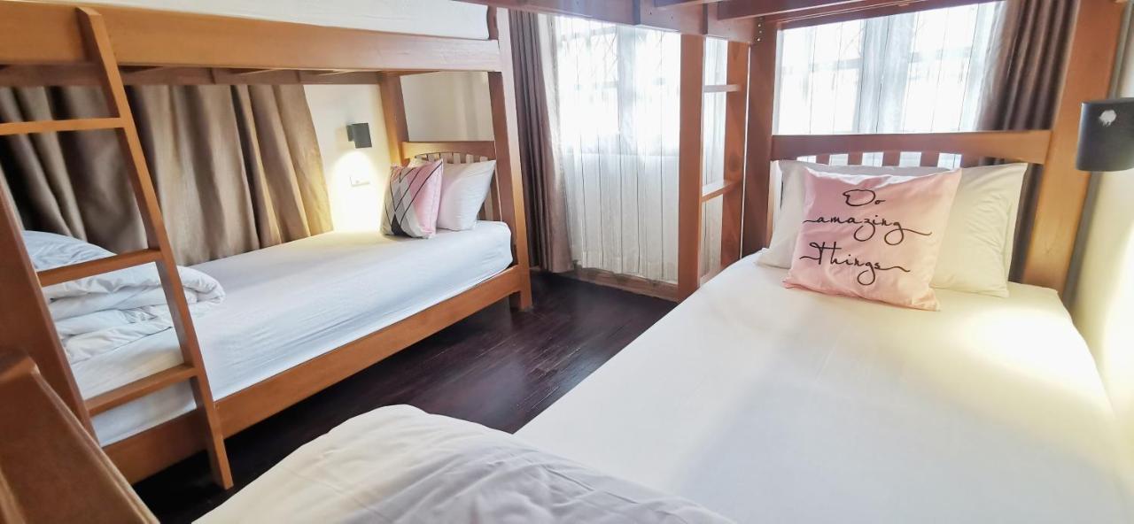 Stay Here Hostel 치앙마이 외부 사진