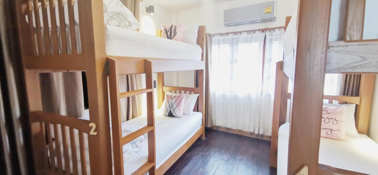Stay Here Hostel 치앙마이 외부 사진